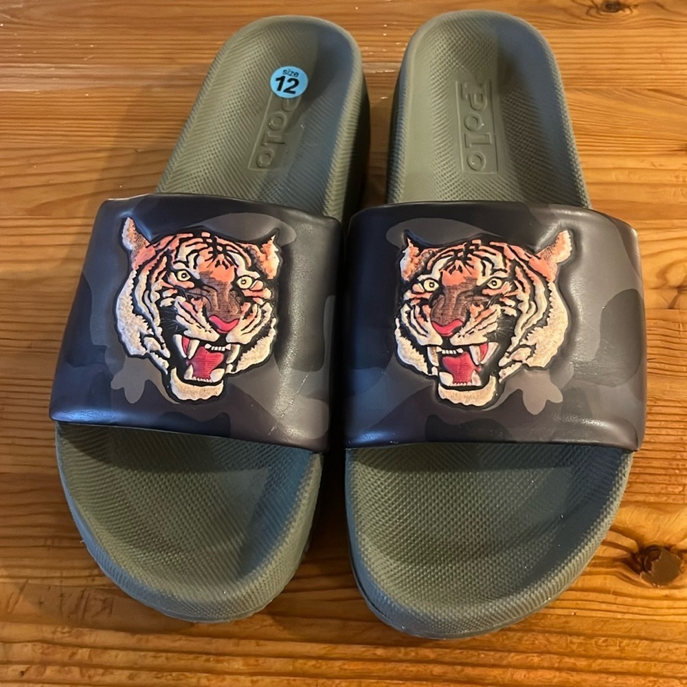 cayson polo slides